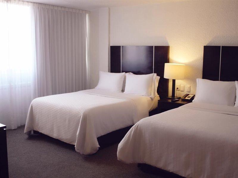 Real Inn Guadalajara Expo Kültér fotó