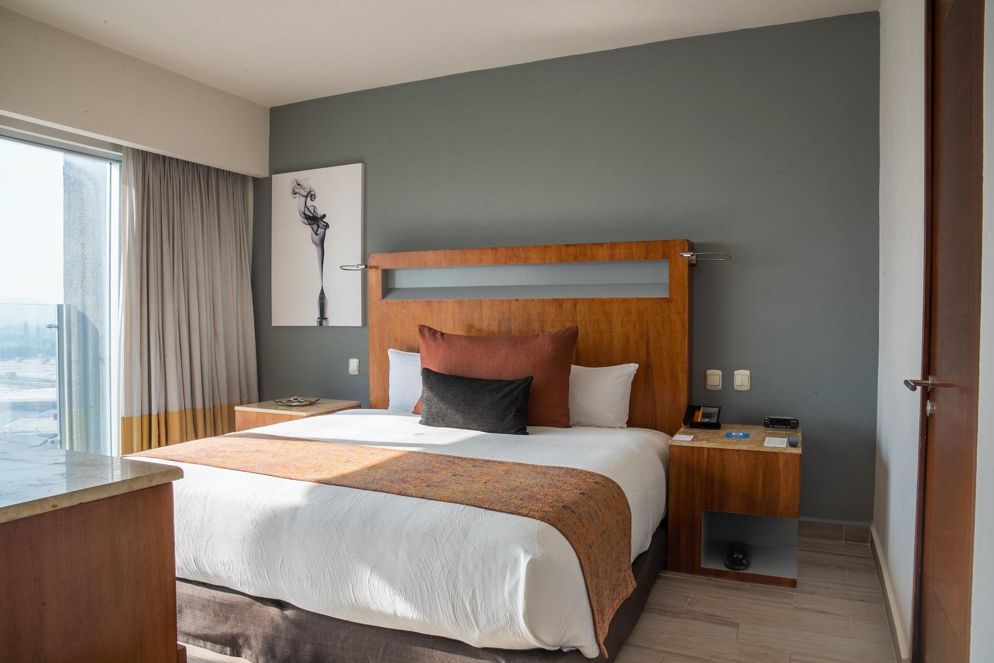 Real Inn Guadalajara Expo Kültér fotó